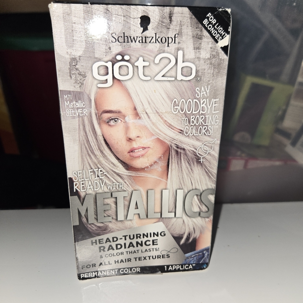 Schwarzkopf got2b Metallics Permanent Hair Color‎